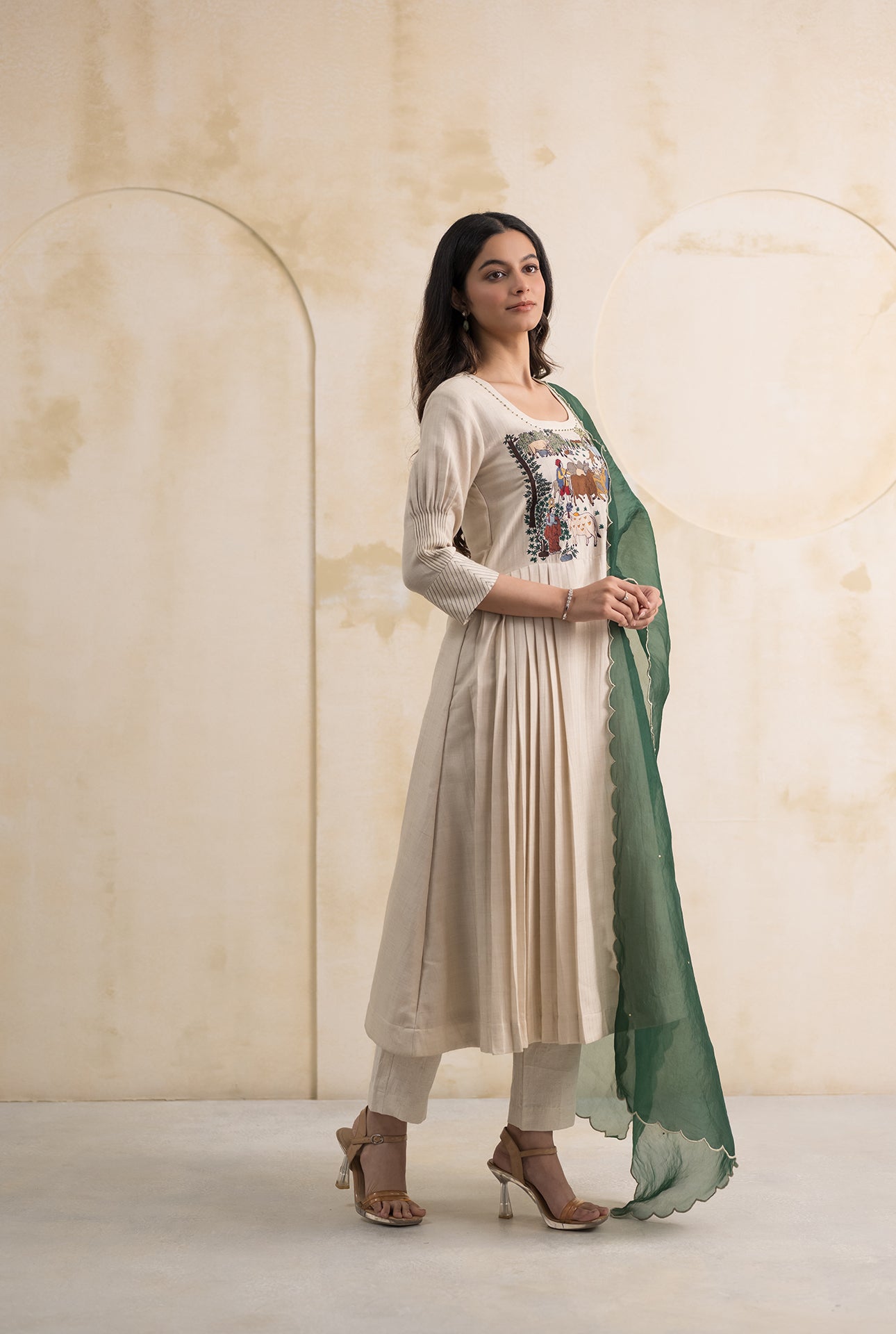 Handcrafted Kurta Set with Pastoral Embroidery & Green Dupatta