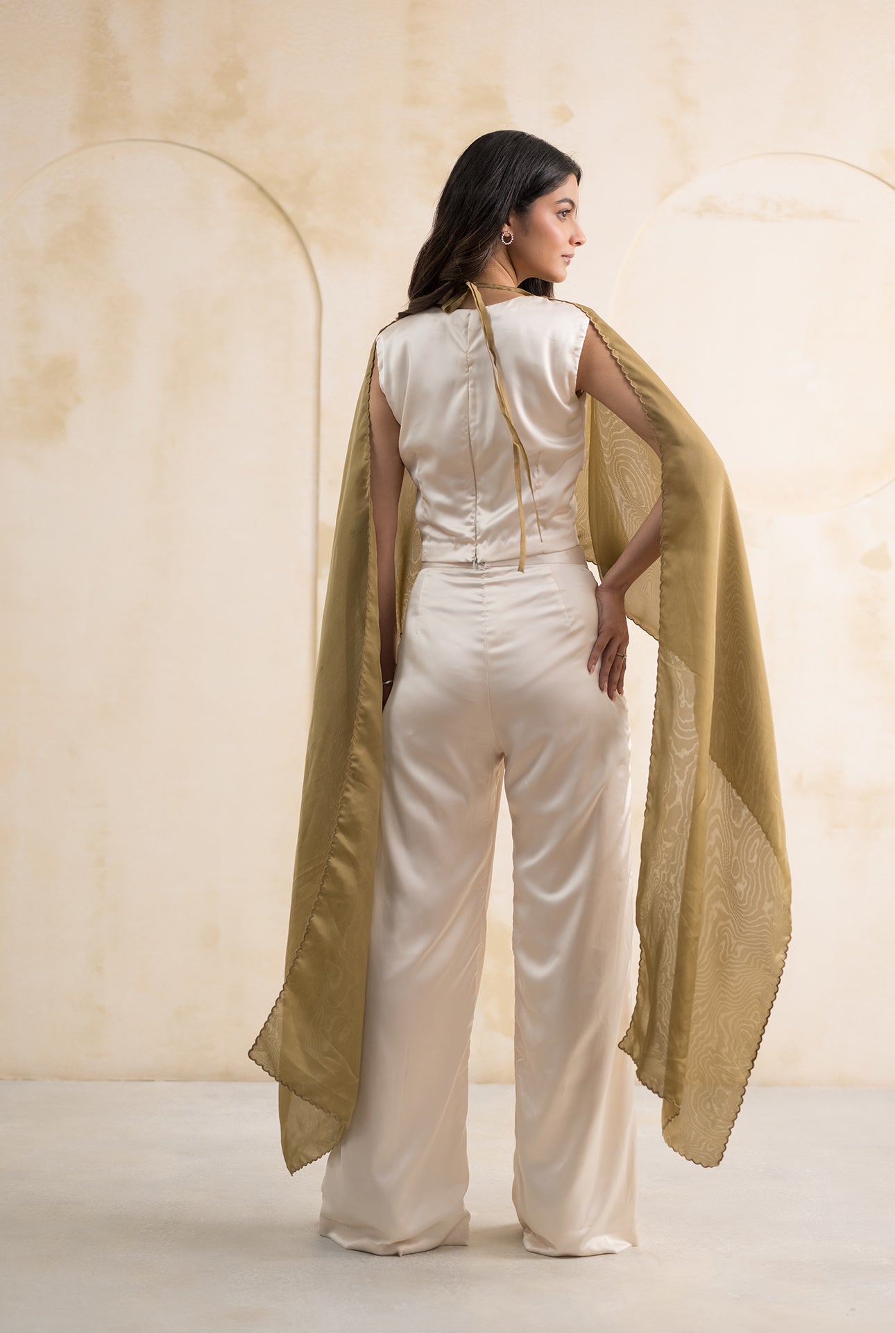 Top with Attached Organza Dupatta Pants Set