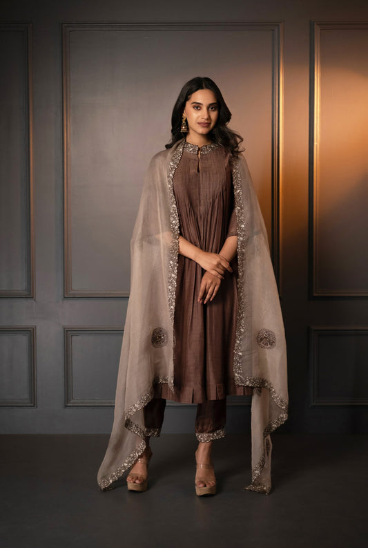 Cotton Silk Suit with Thread Work & Embroidered Organza Dupatta